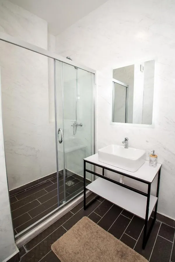 Aparthotel Fole Tirana